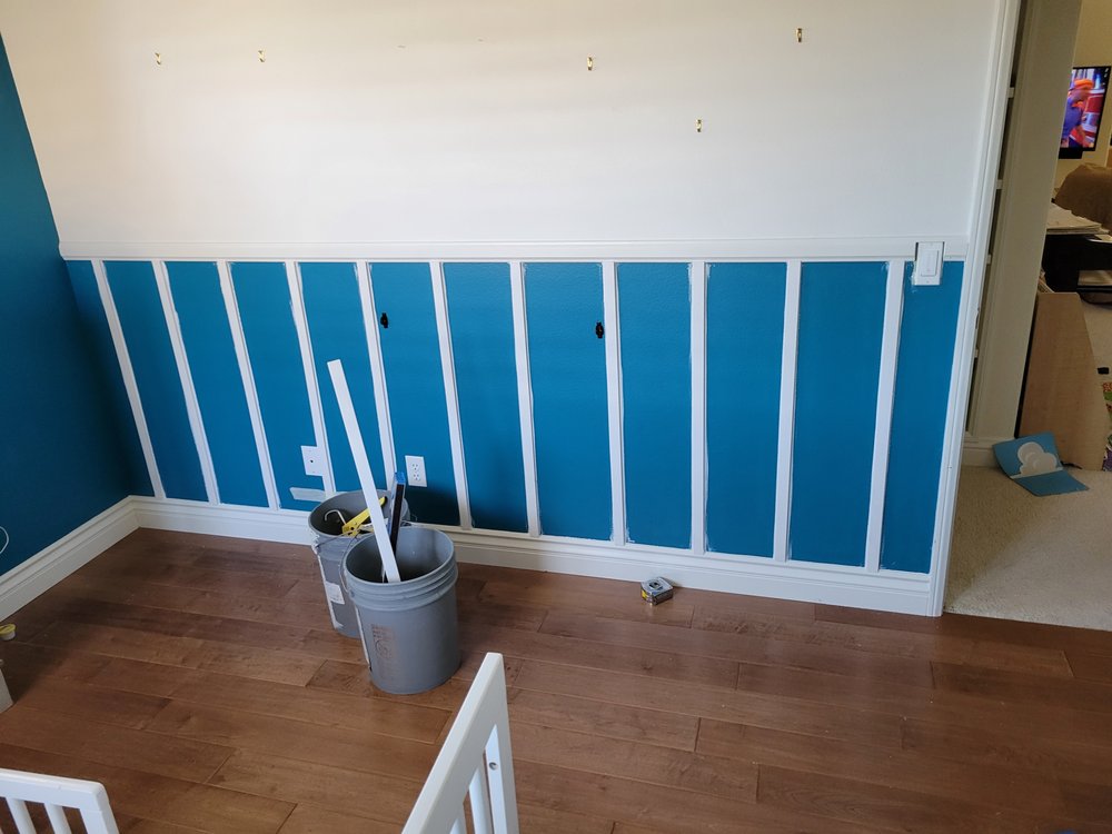 Wallcovering installation – hallway